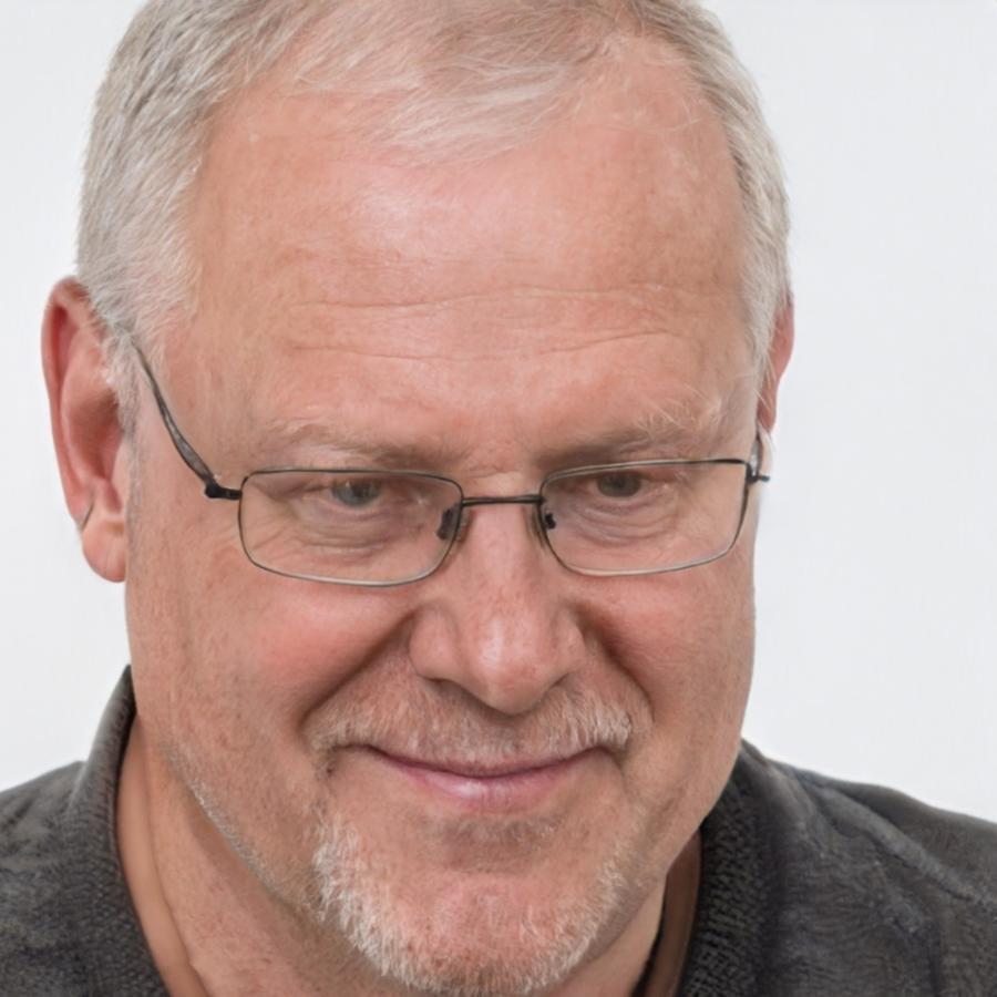 Portrait of Kristjan Albreht, Senior Financial Analyst